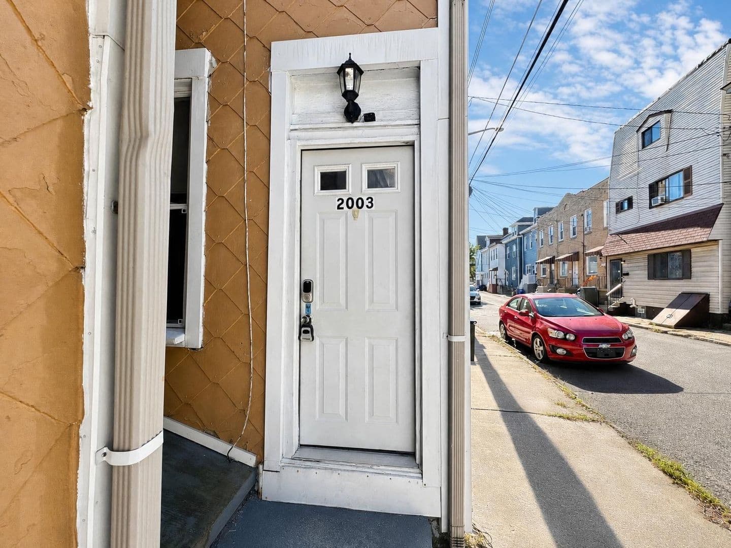 Pittsburgh Apartment: 1822 Niggel Street