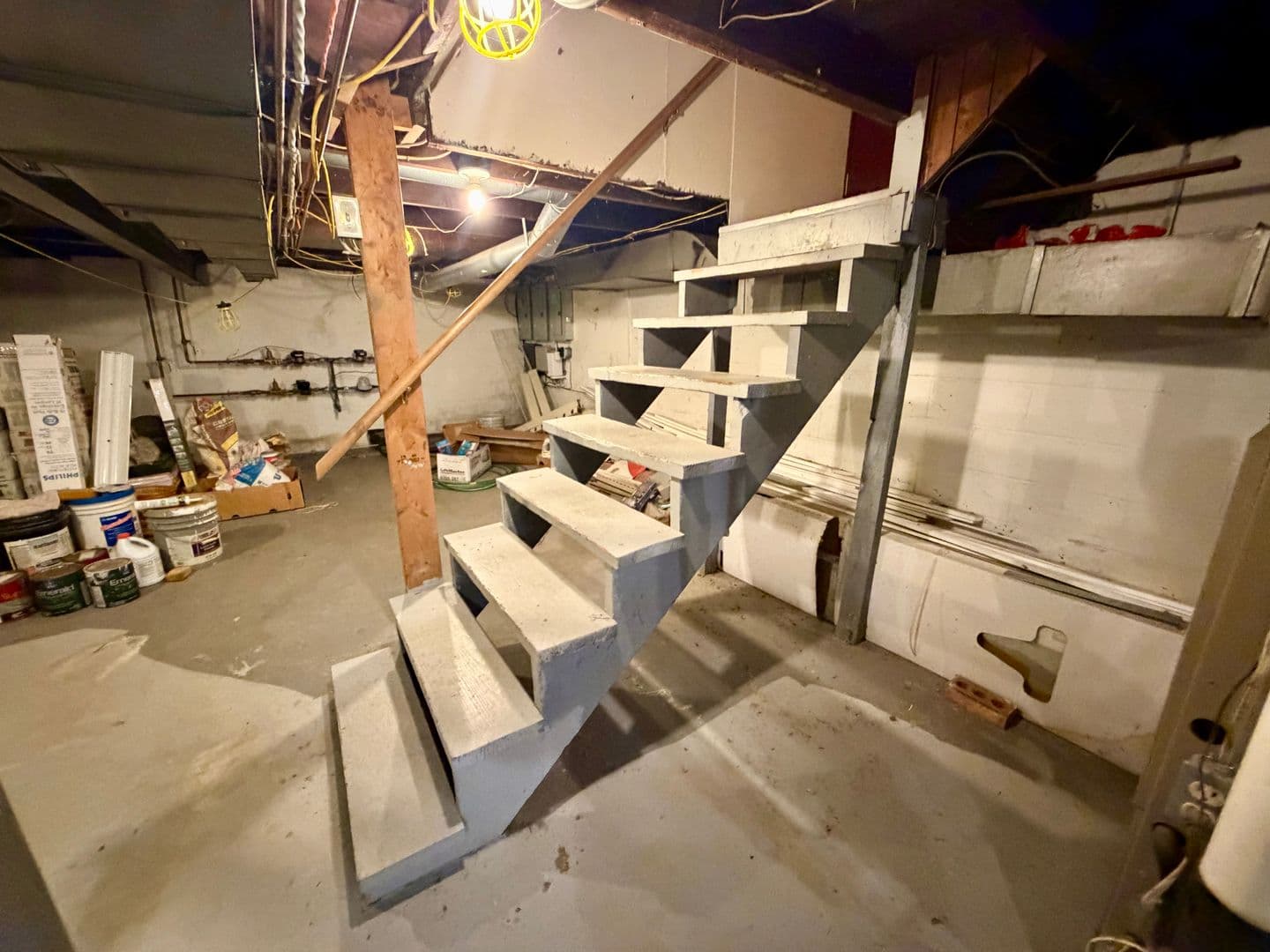 Pittsburgh Apartment: 7408 Yale Avenue
