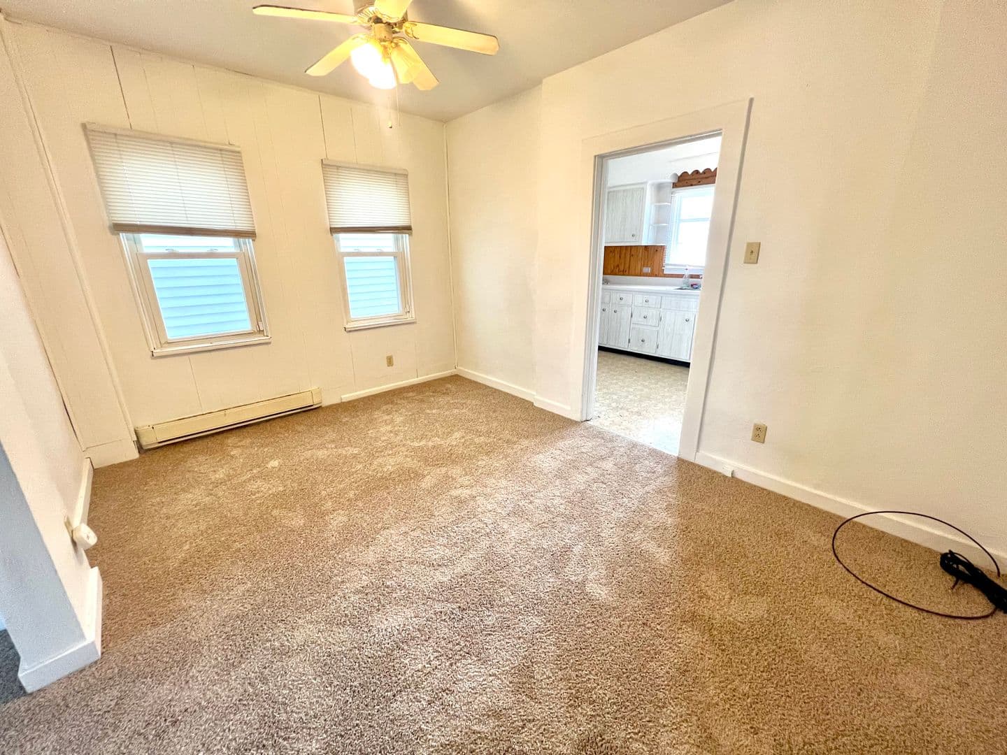 New Kensington Apartment: 1613 Fourth Avenue