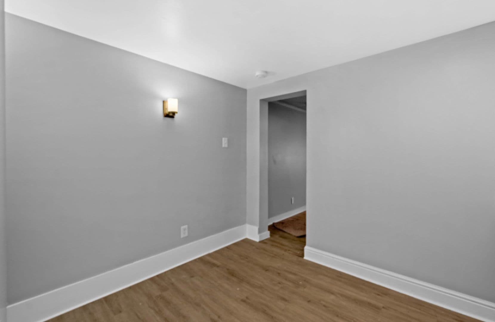 Pittsburgh Apartment: 2701-2703 Oakley Way