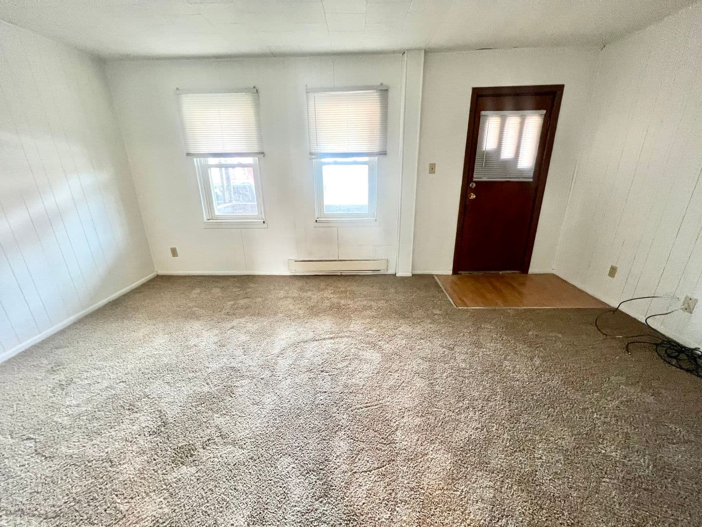 New Kensington Apartment: 1613 Fourth Avenue