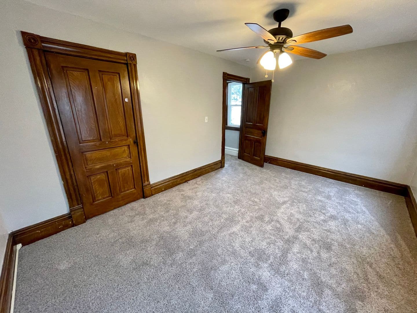 Coraopolis House: 710 4th Avenue