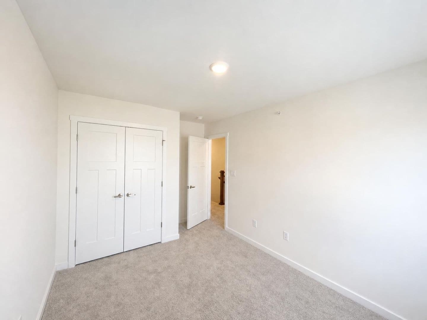 Imperial House: 1806 Canterbury Drive