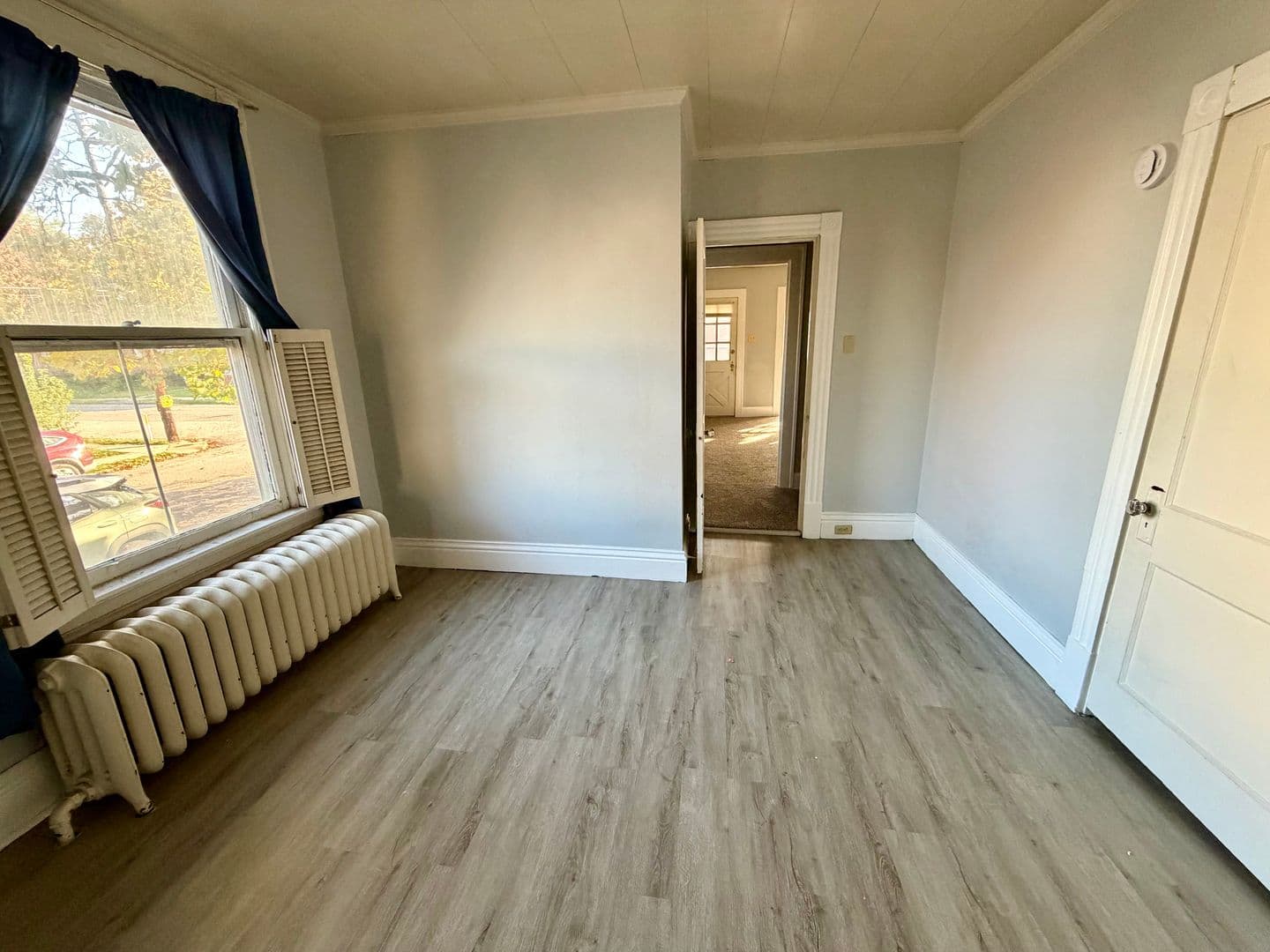 Beaver Falls Apartment: 3421 5th Avenue