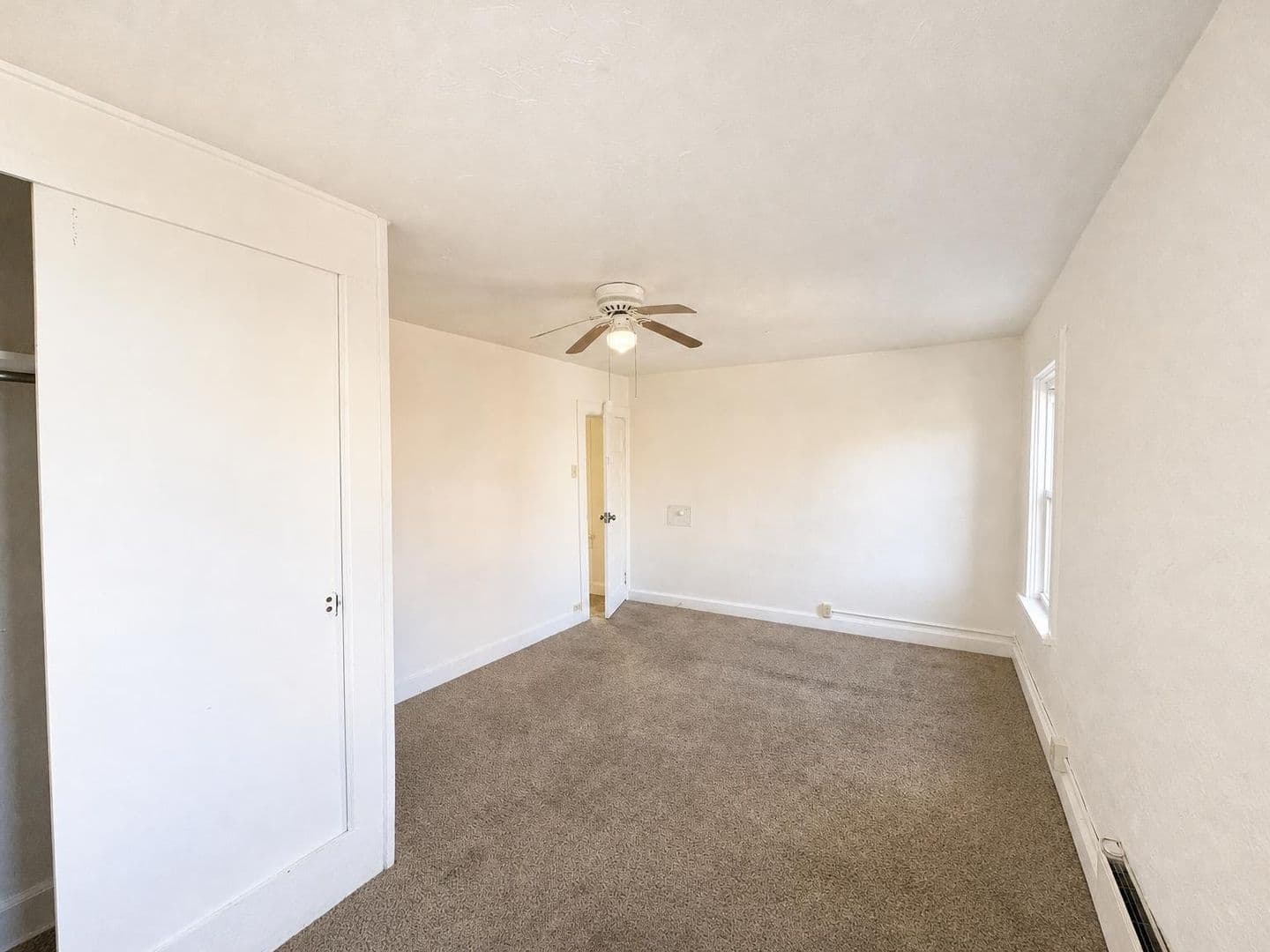 New Kensington Apartment: 1613 Fourth Avenue