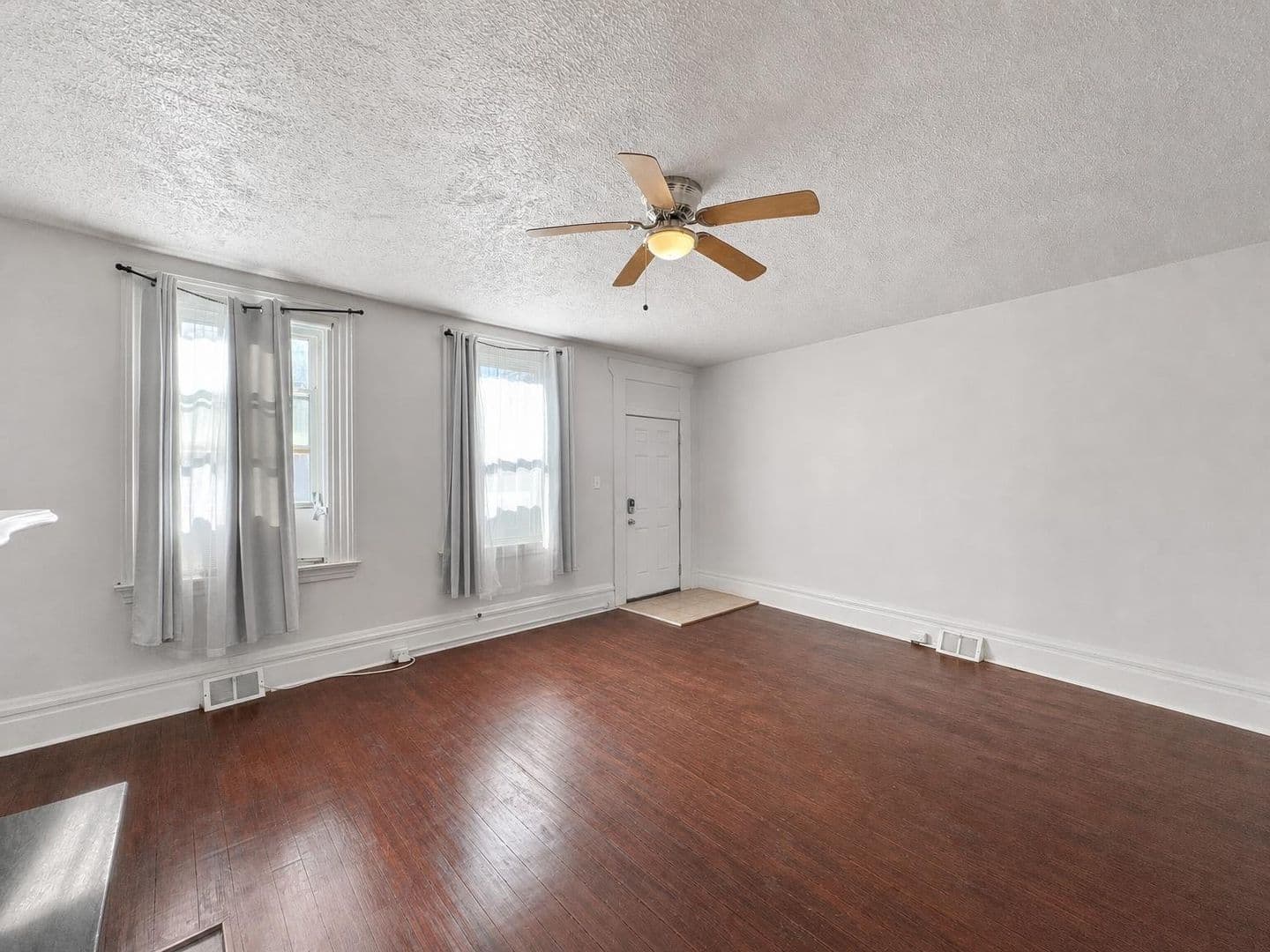 Pittsburgh Apartment: 1822 Niggel Street