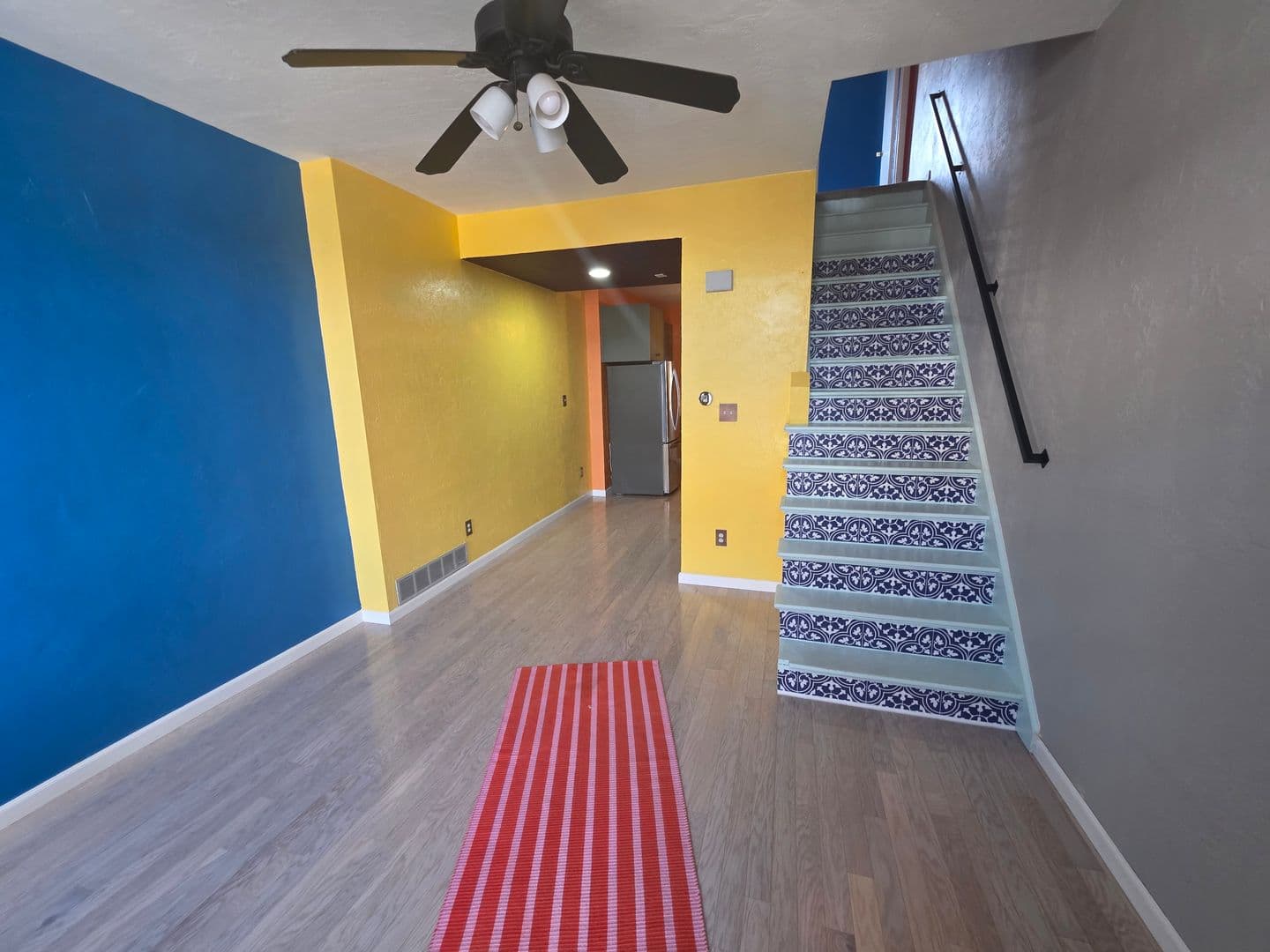Pittsburgh House: 18 S 13th Street