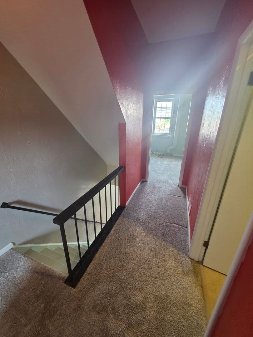 Pittsburgh House: 18 S 13th Street