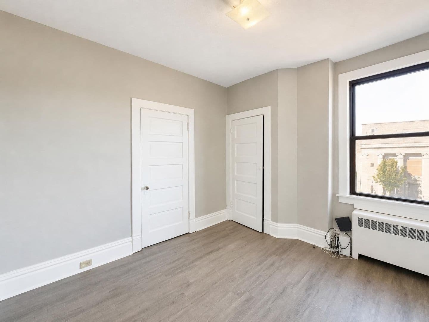 Homestead Apartment: 810 Amity Street