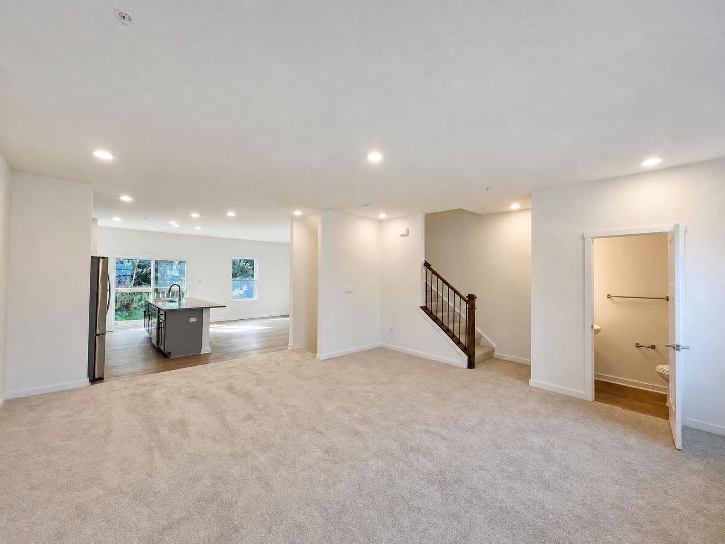 Imperial House: 1806 Canterbury Drive