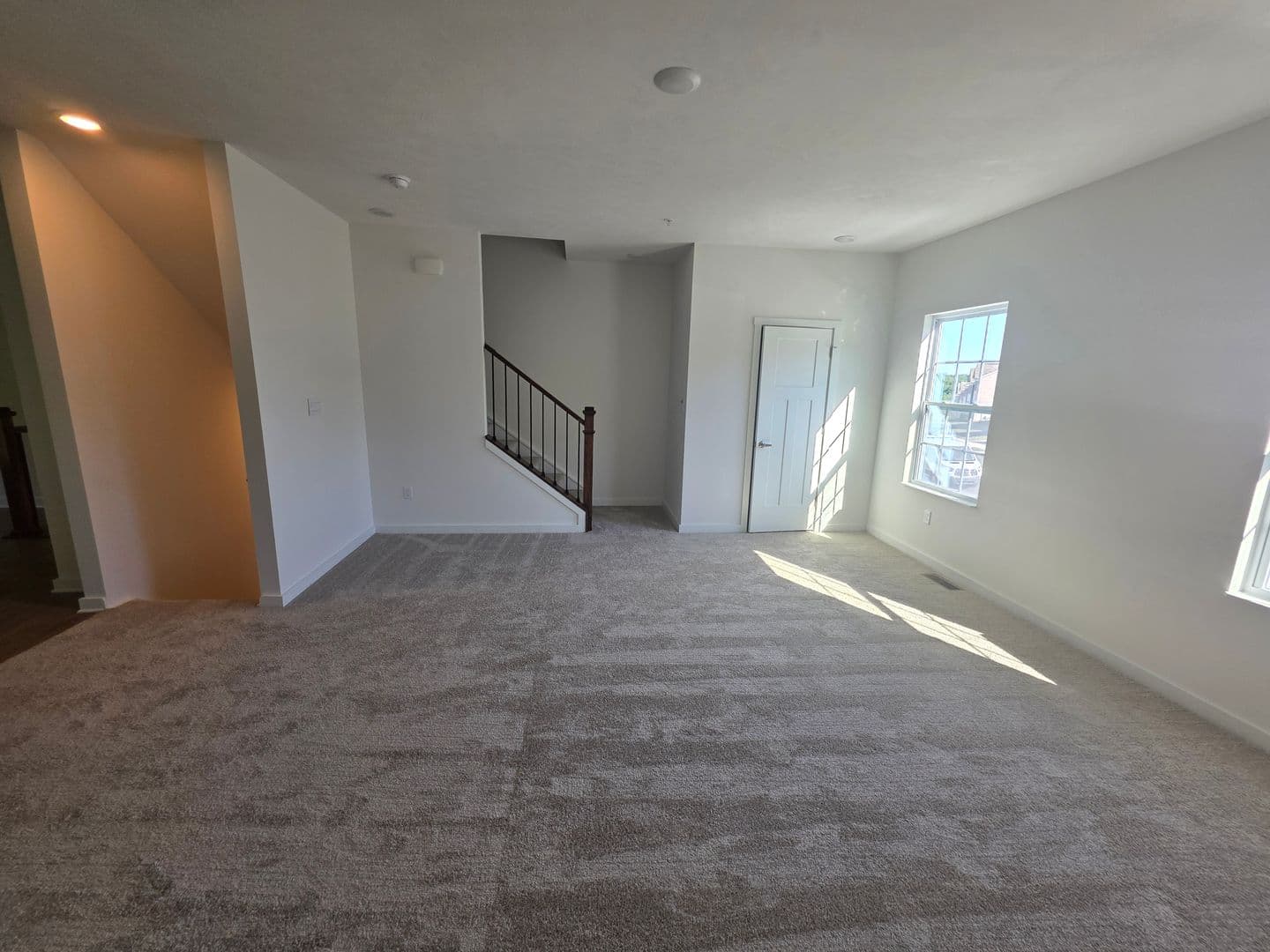 Imperial House: 1806 Canterbury Drive