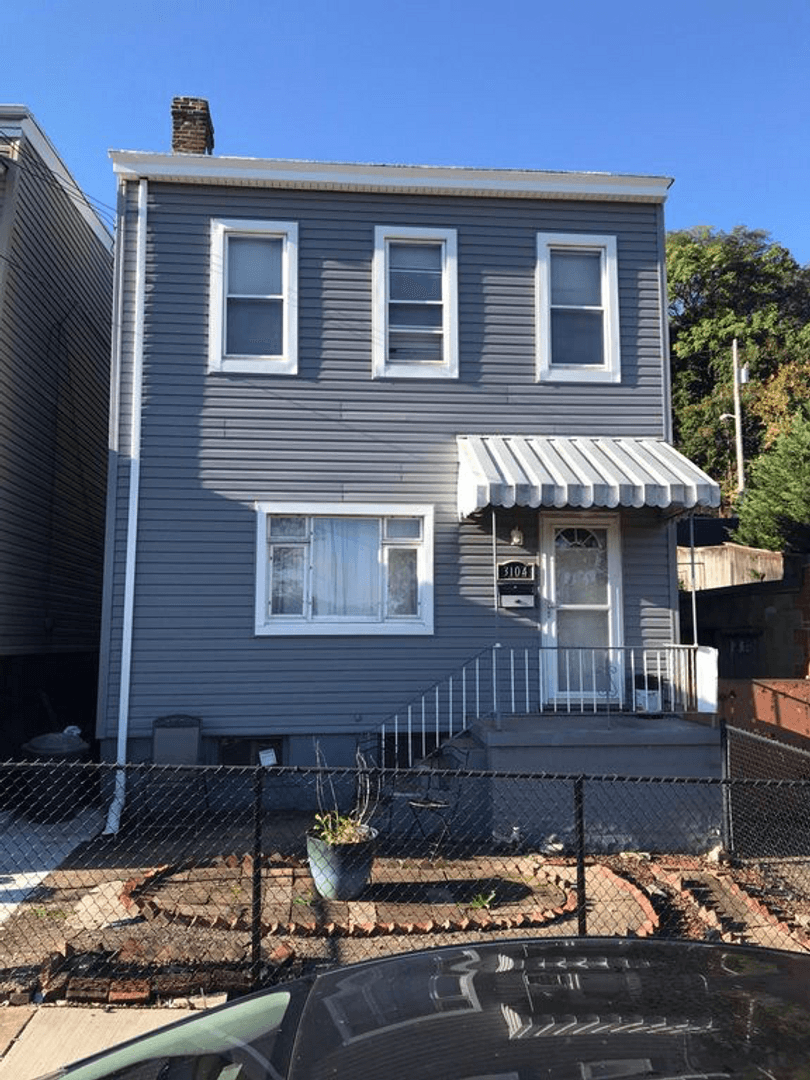 Pittsburgh House: 3104 Jane Street