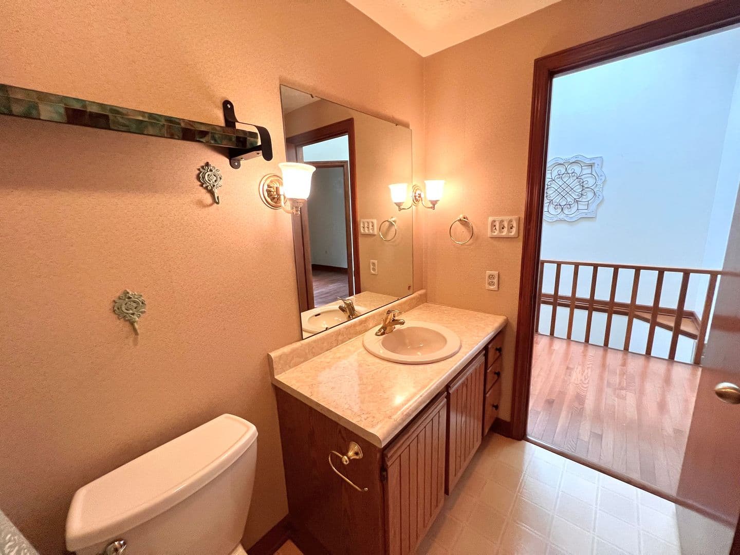 Moon Twp House: 1256 Queens Drive