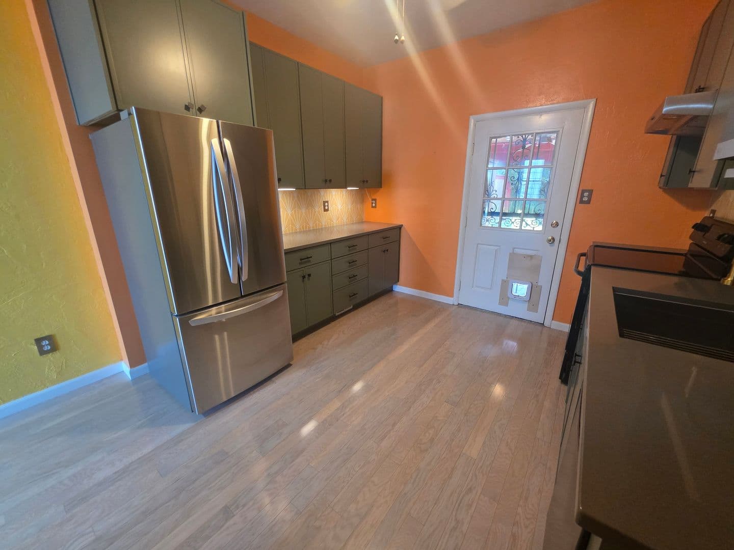 Pittsburgh House: 18 S 13th Street