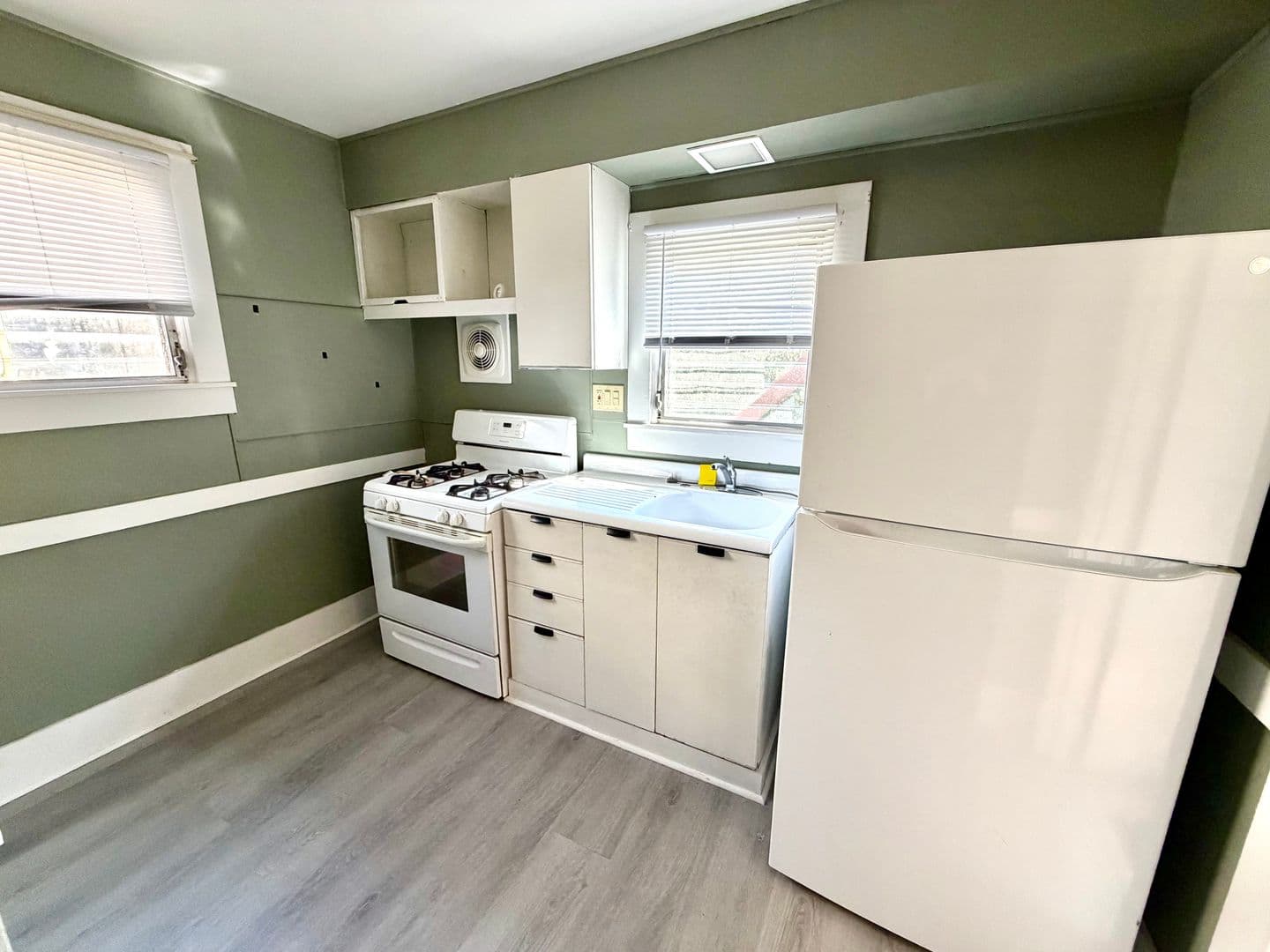 Pittsburgh Apartment: 114 Sedgwick Street
