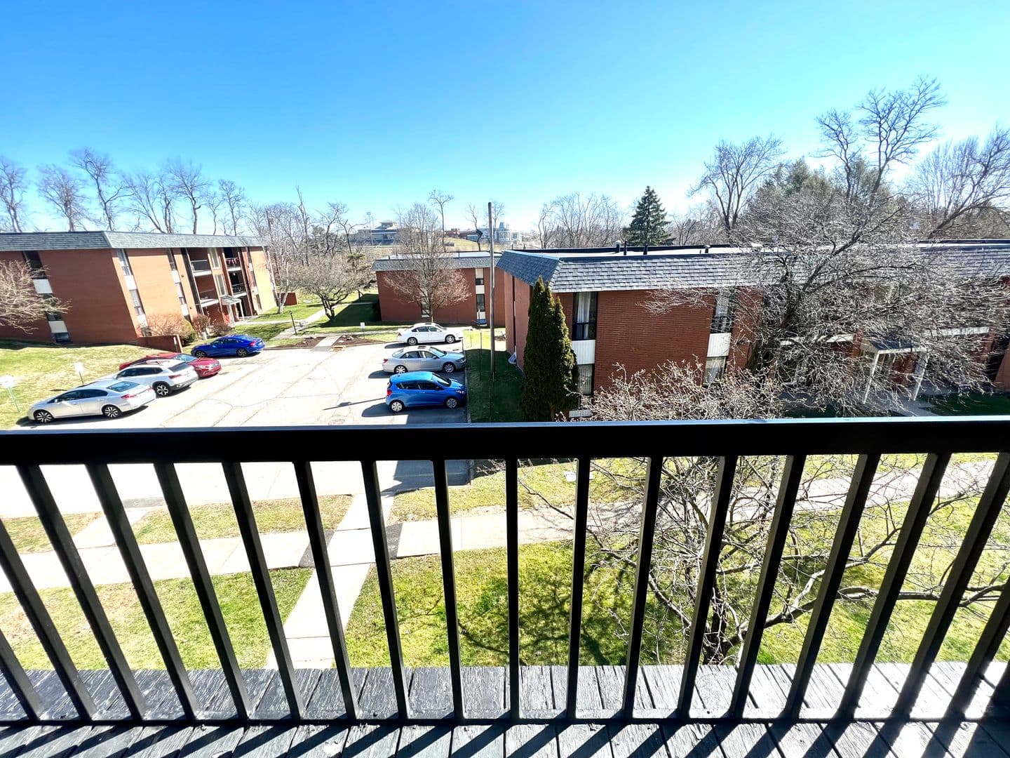 Moon Twp House: 800 College Park Drive