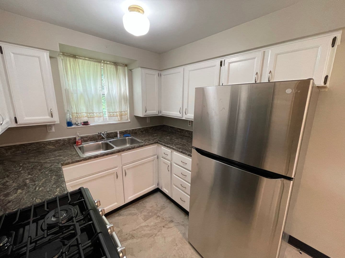Pittsburgh House: 157 Merritt Avenue