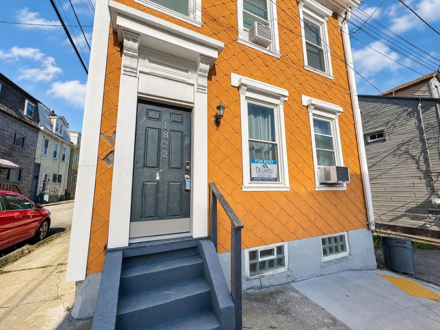 Pittsburgh Apartment: 1822 Niggel Street