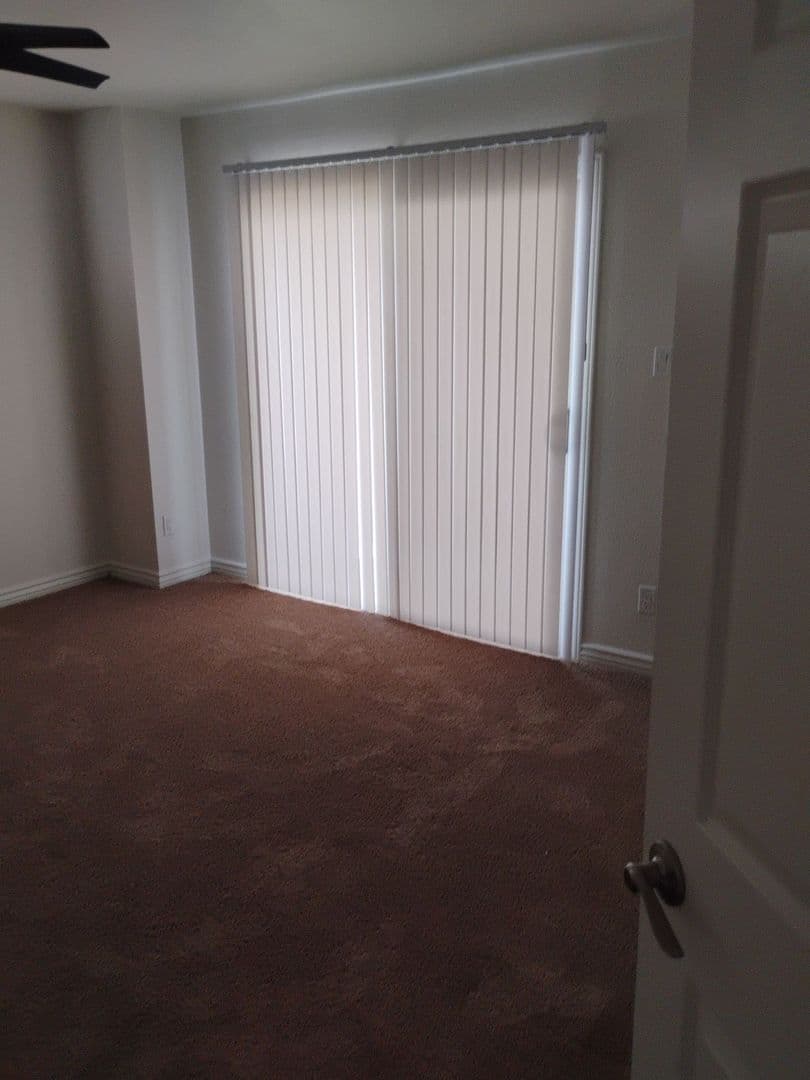 Scottsdale Apartment: 8521 E. McDowell Rd