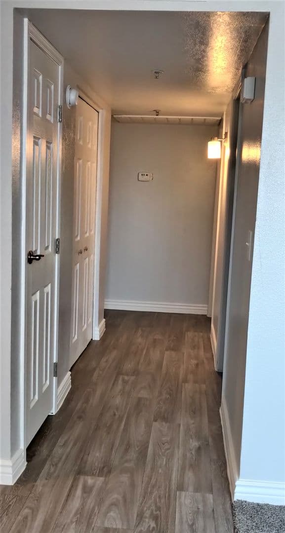 Glendale Apartment: 8605 N. 59th Ave