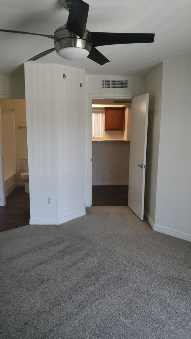 Scottsdale Apartment: 8521 E. McDowell Rd