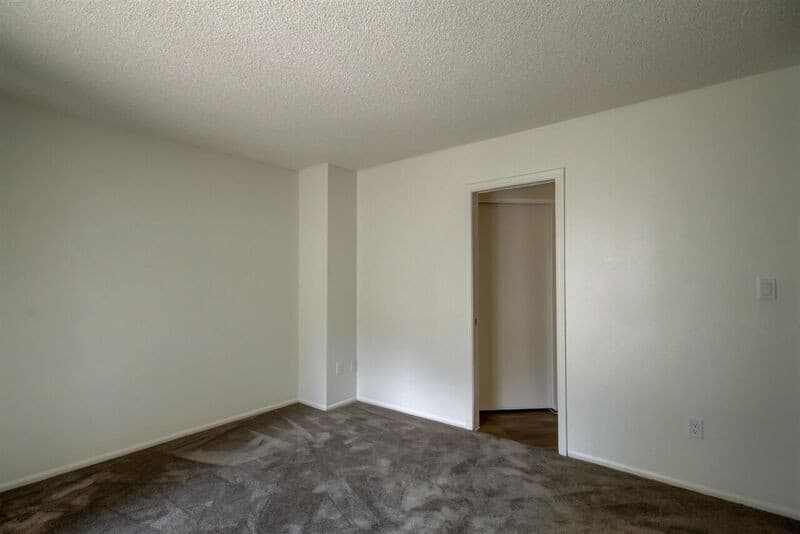 Scottsdale Apartment: 8521 E. McDowell Rd