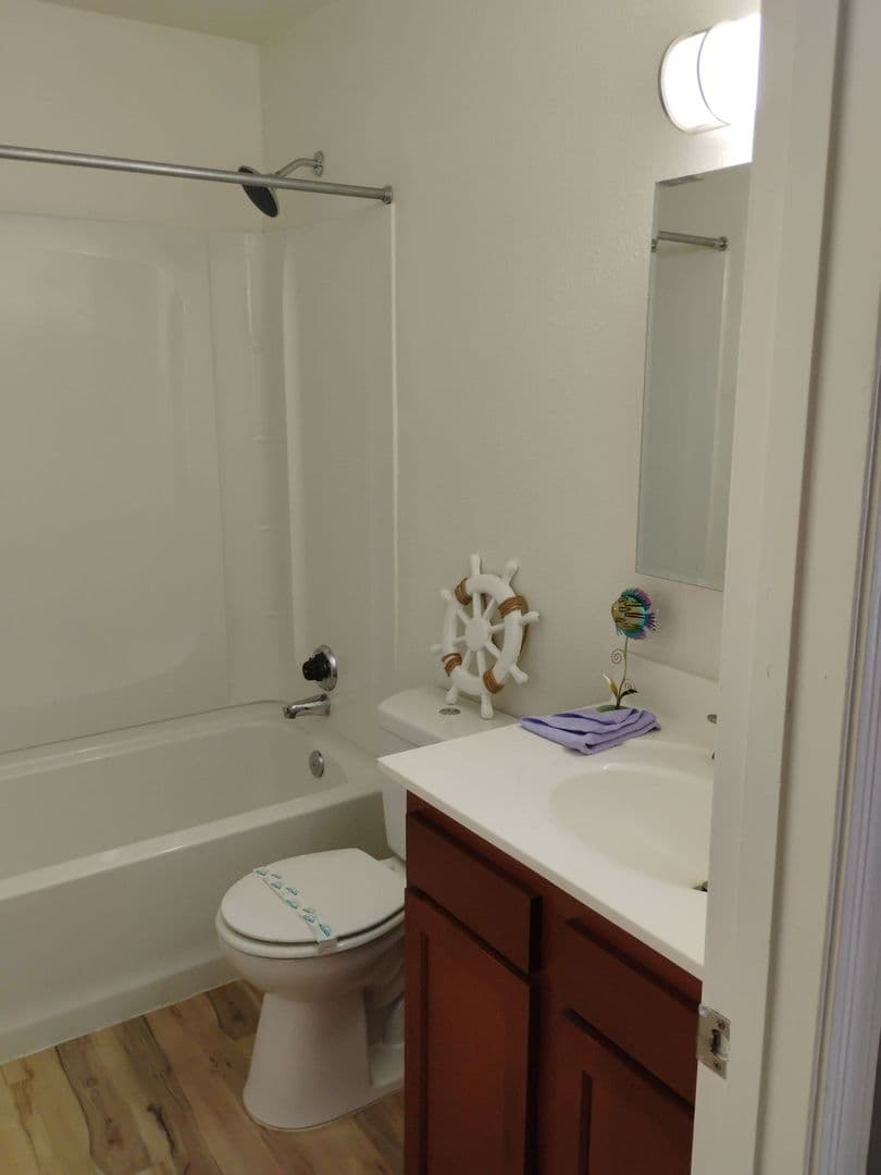 Scottsdale Apartment: 8521 E. McDowell Rd