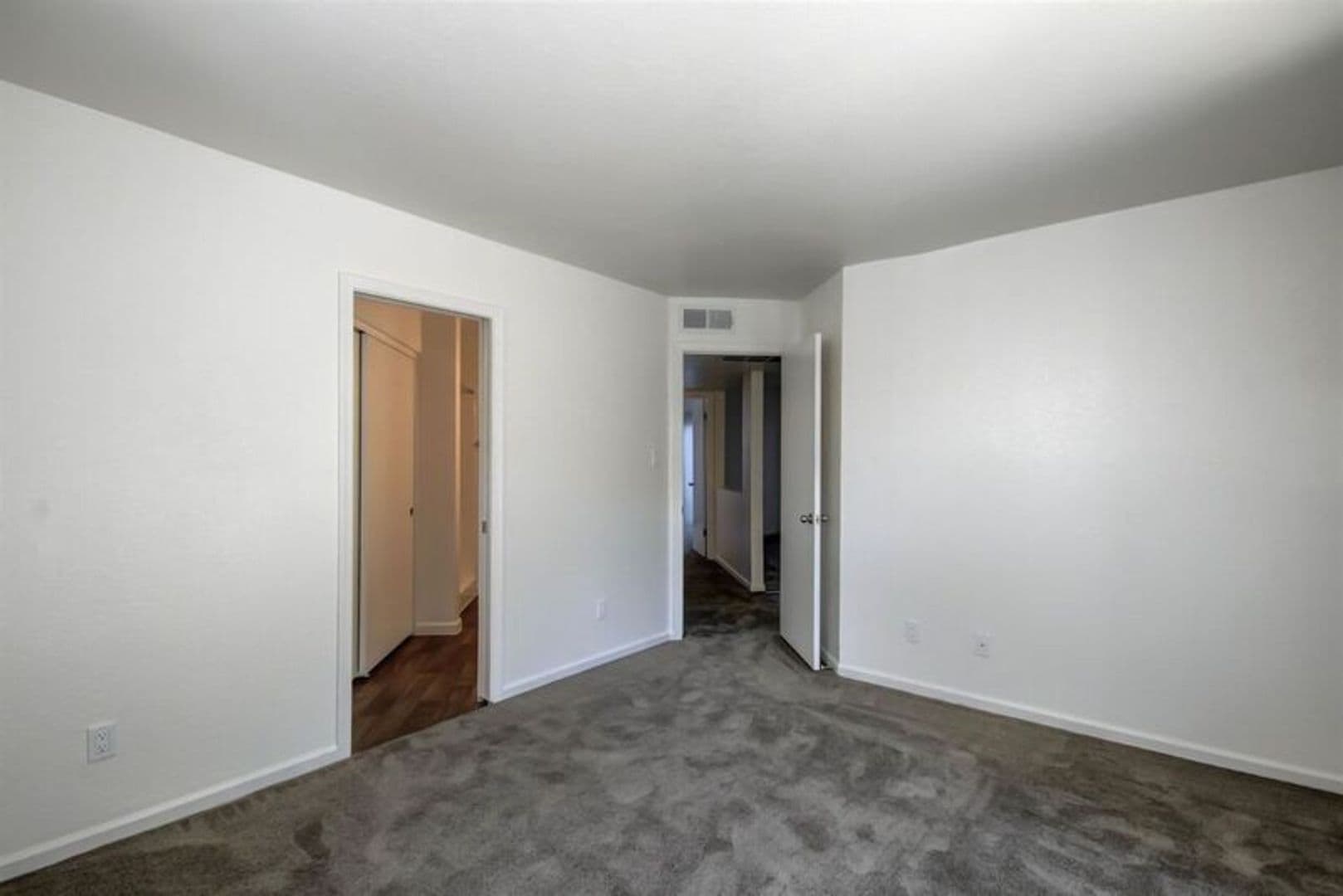 Scottsdale Apartment: 8521 E. McDowell Rd