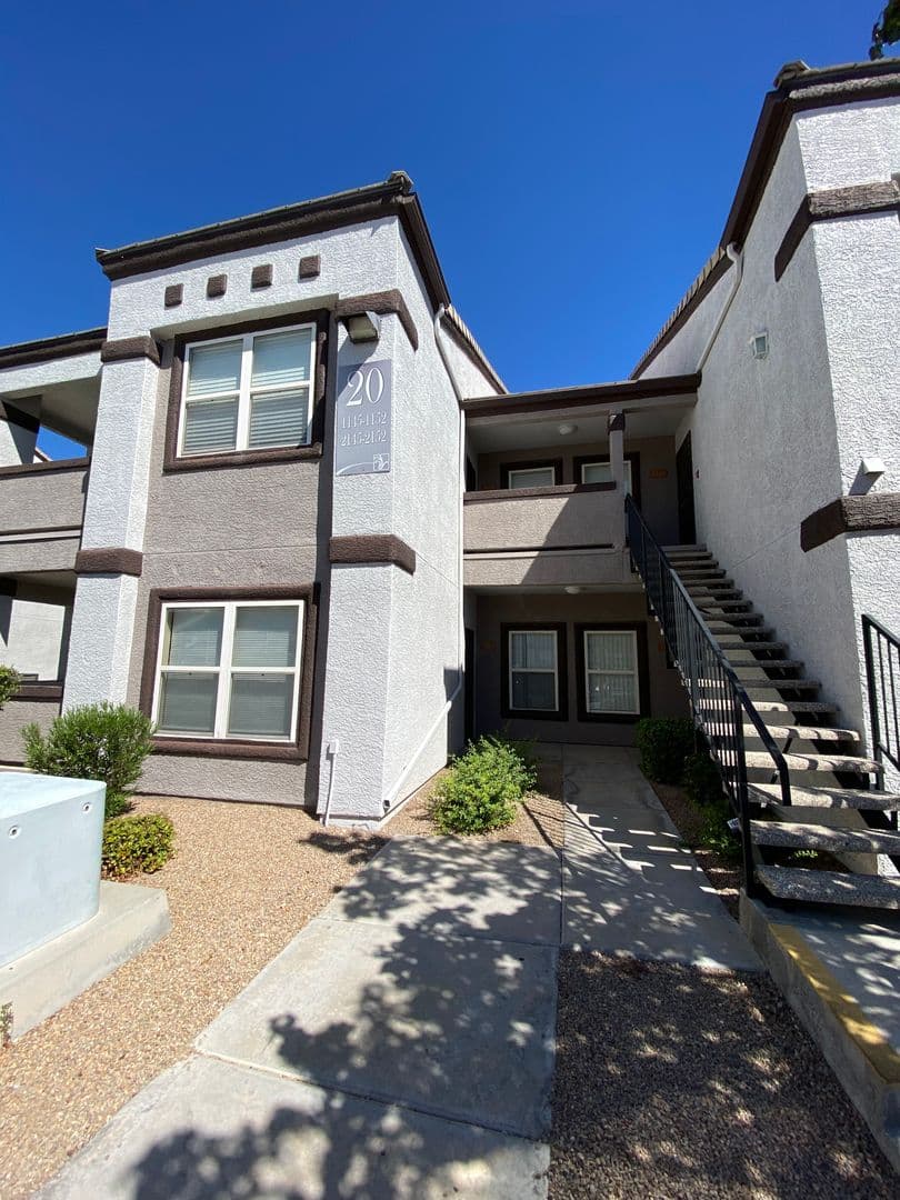 Las Vegas Apartment: 7255 W. Sunset Rd. #1145 BLDG 20