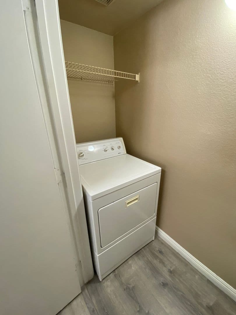 Las Vegas Apartment: 7255 W. Sunset Rd. #1145 BLDG 20