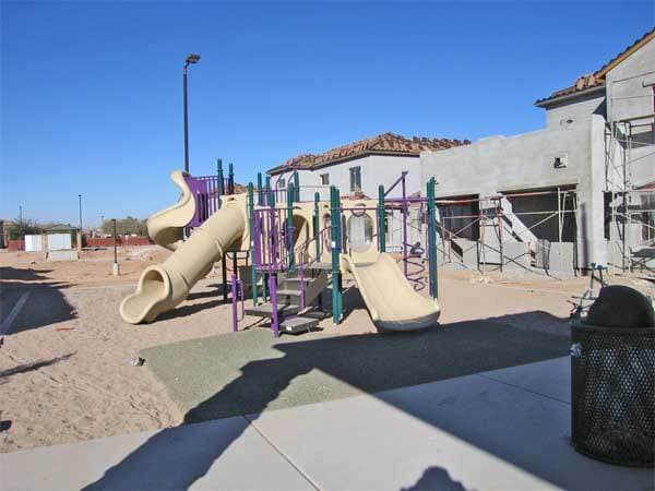 Chandler House: 2600 E SPRINGFIELD PL #39