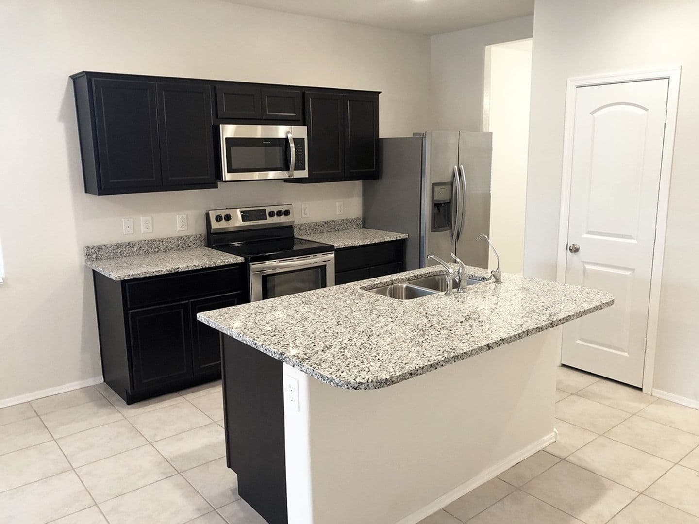 MARICOPA House: 17224 N. BALA DR