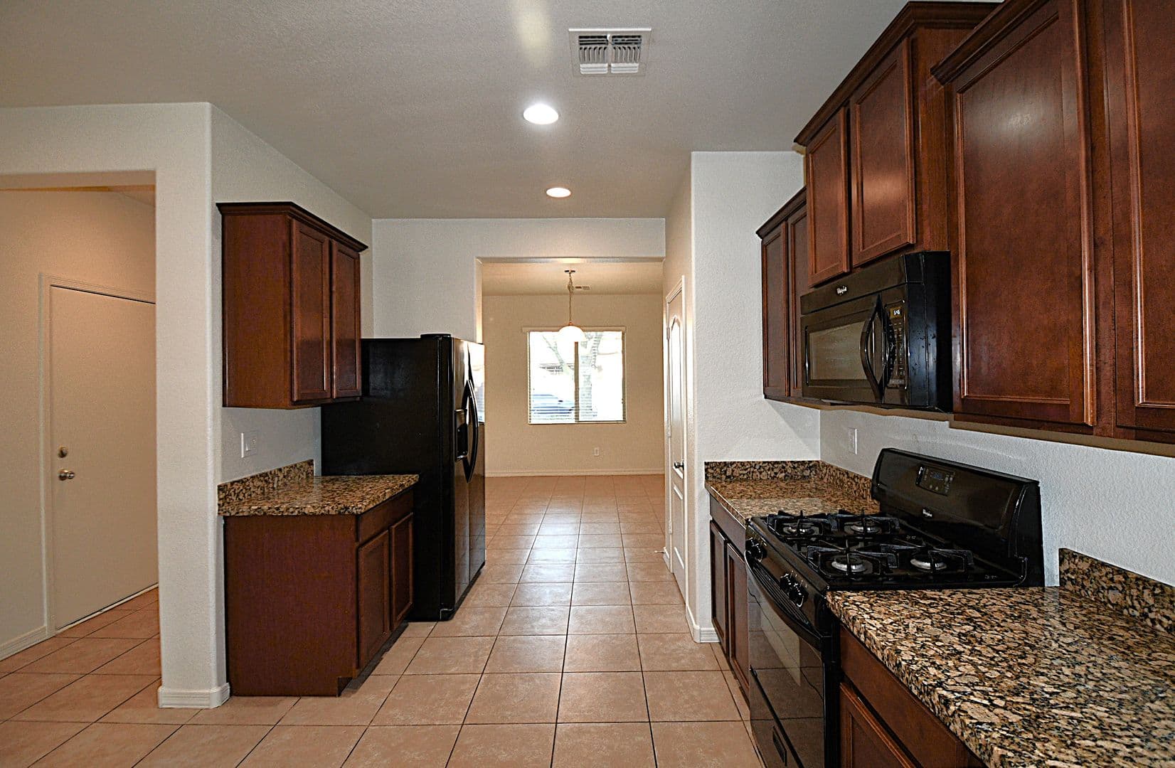 San Tan Valley House: 33050 N Falcon Trail