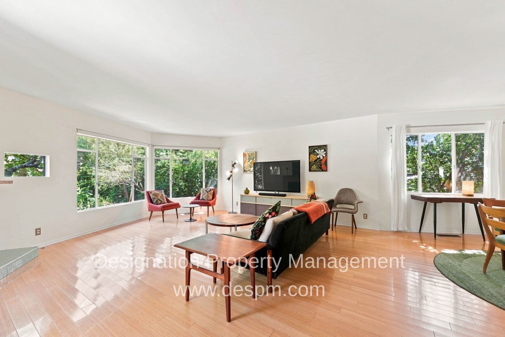 Altadena House: 4395 El Prieto