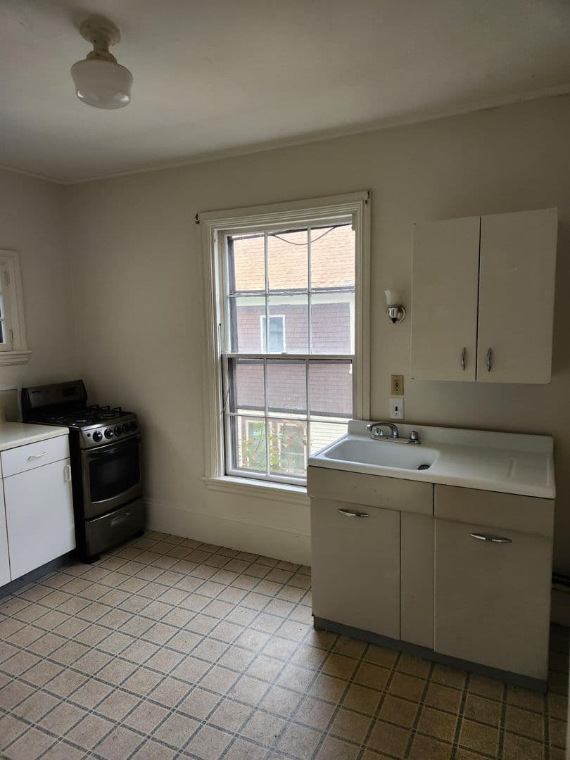 Bangor Apartment: 64 Grove Street
