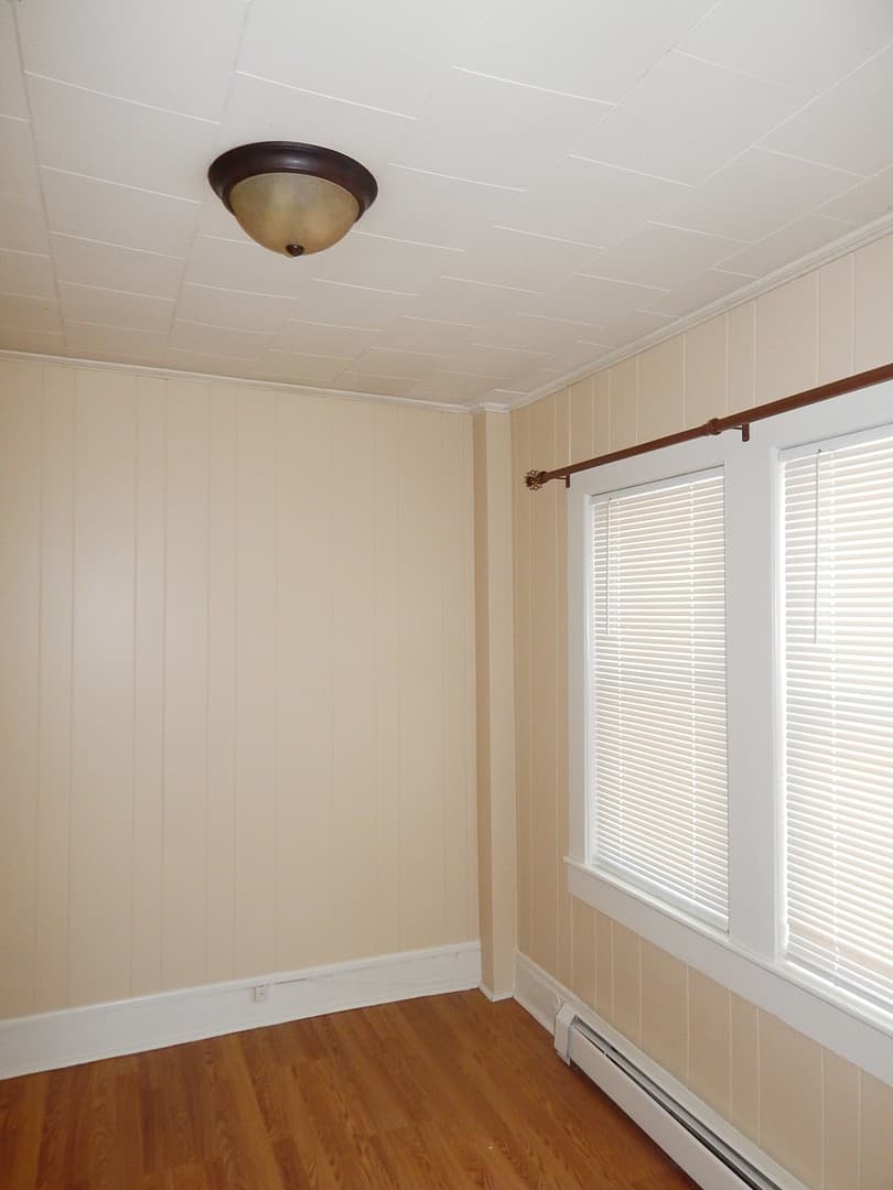 Bangor Apartment: 73 Somerset Street