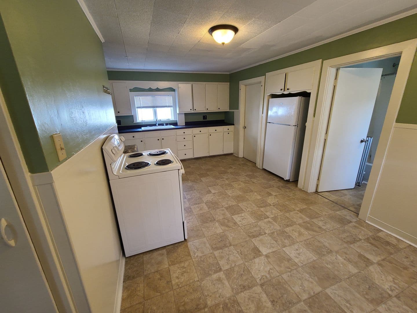 Bangor Apartment: 167 Birch Street