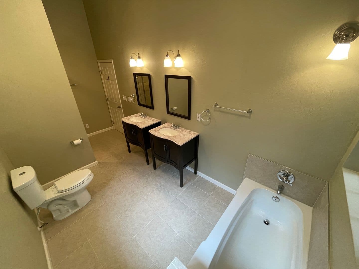 Guerneville Apartment: 14006 Fern Rd.