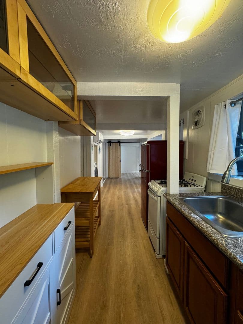Guerneville Apartment: 14926 Canyon One Rd.
