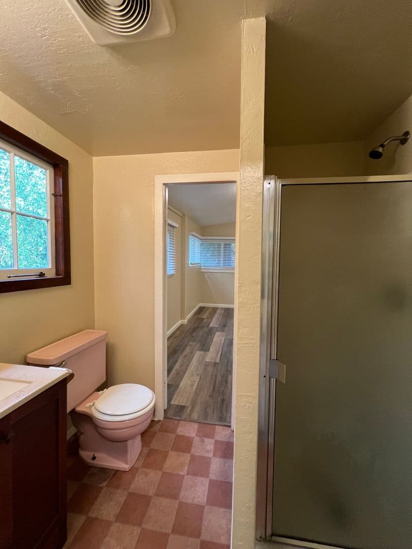 Rio Nido House: 14891 Rotunda Way