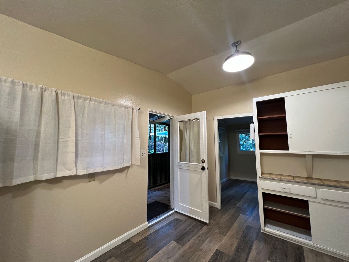 Rio Nido House: 14891 Rotunda Way