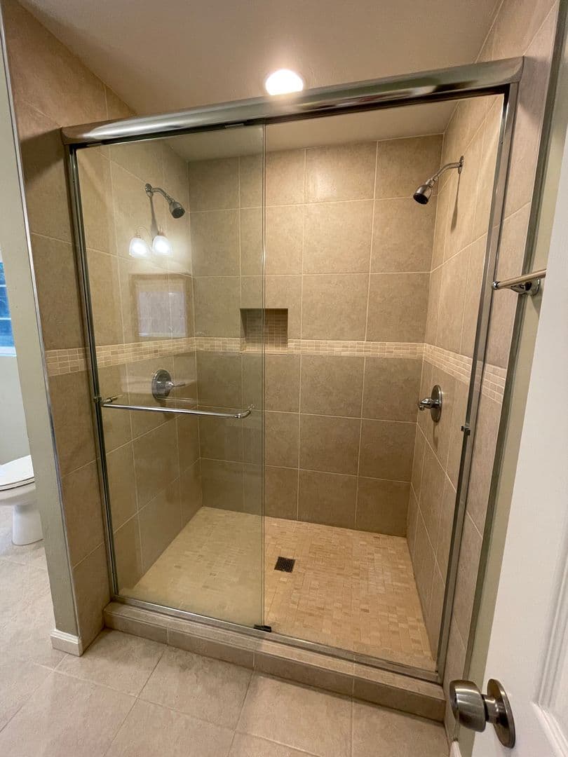 Guerneville Apartment: 14006 Fern Rd.