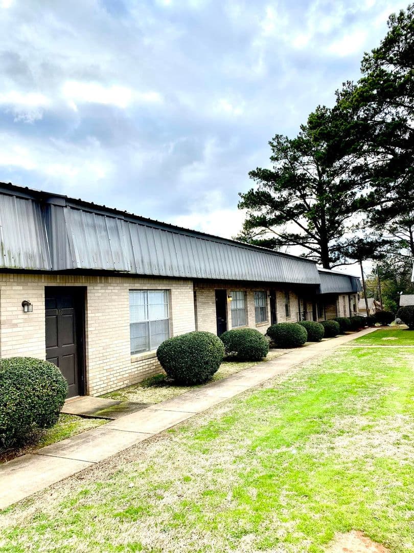 Nacogdoches Apartment: 3300 Pearl Street
