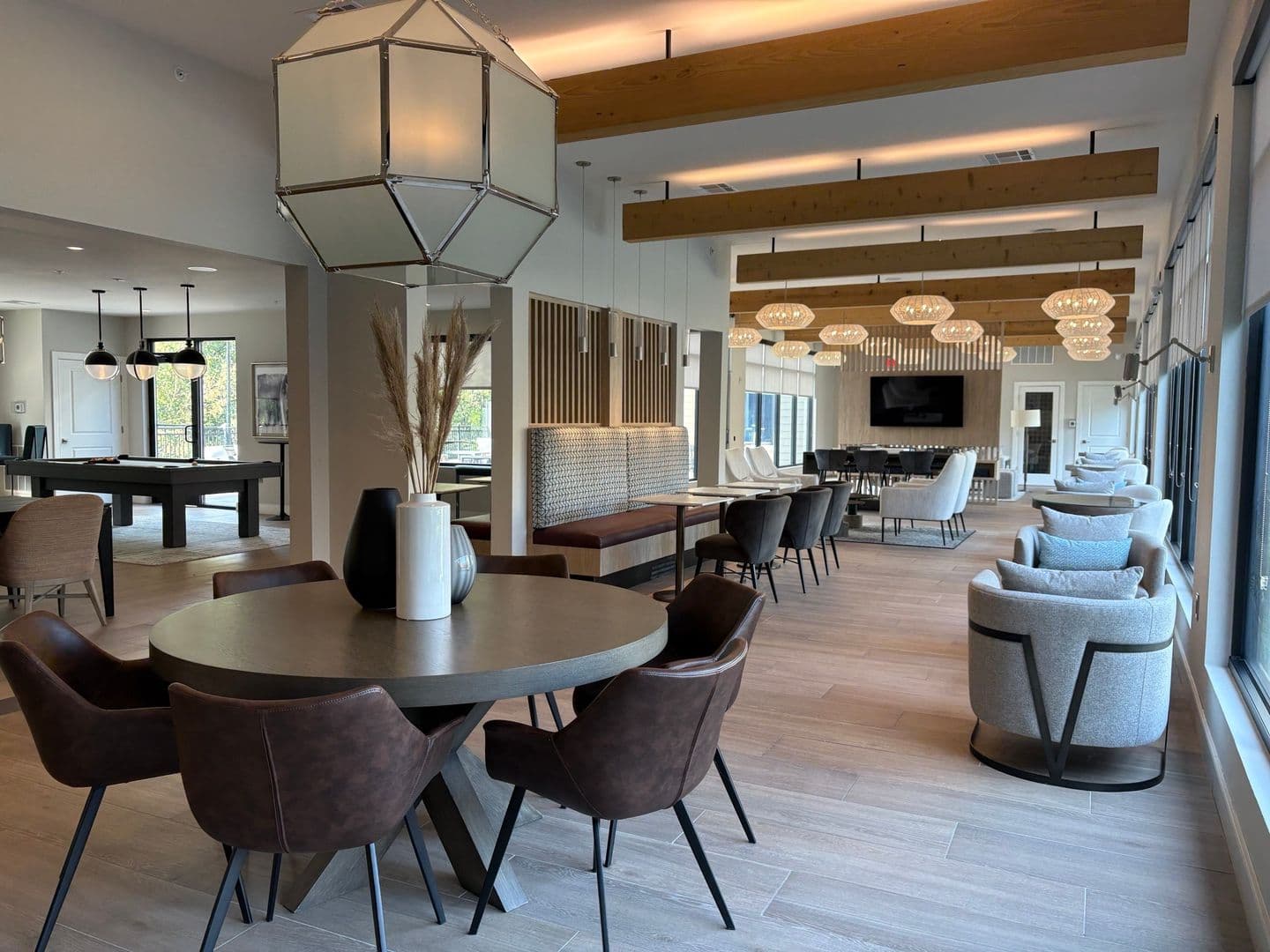 Somerville Apartment: 44 Veterans Memorial Drive E