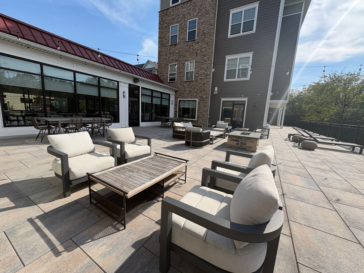 Somerville Apartment: 44 Veterans Memorial Drive E