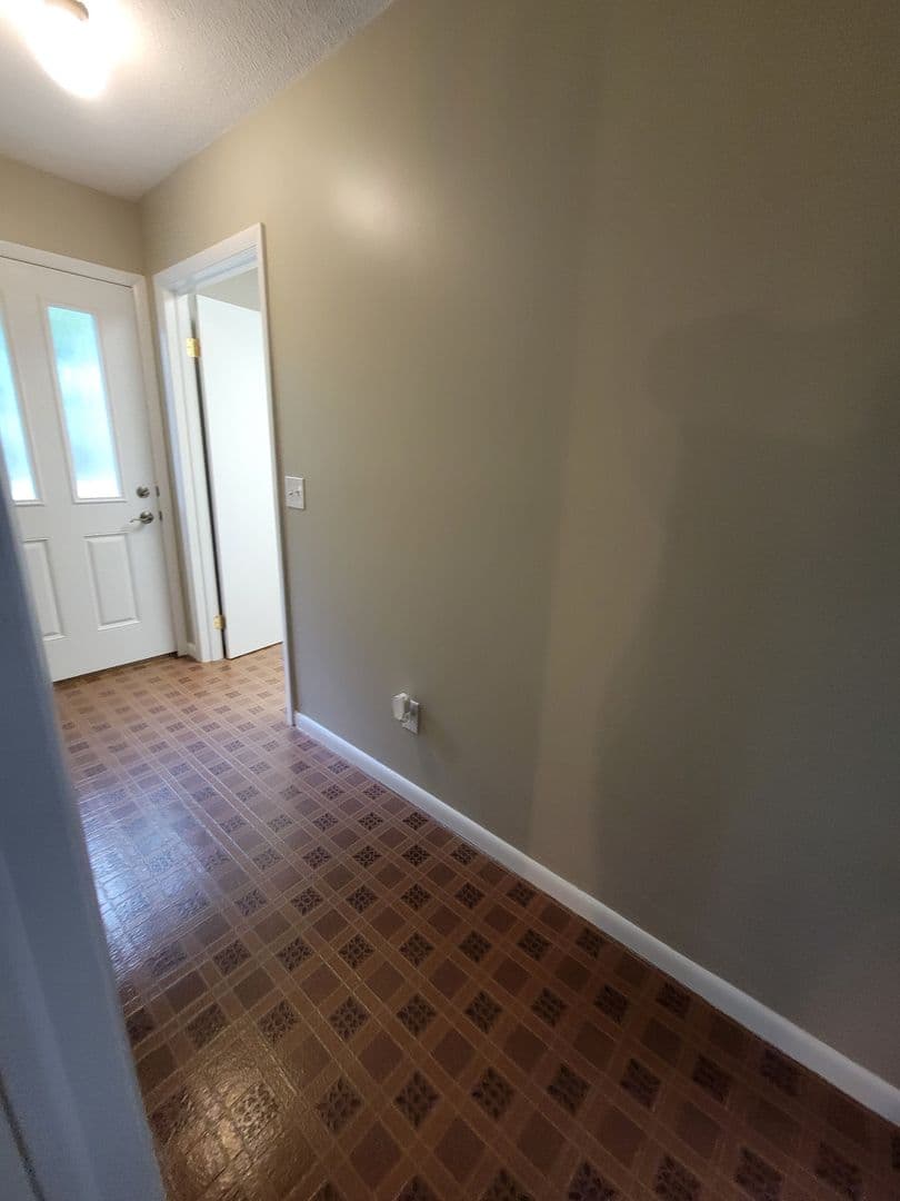 Midland House: 2901 Darby Court