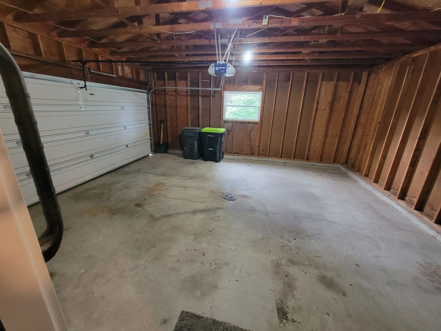 Midland House: 2901 Darby Court