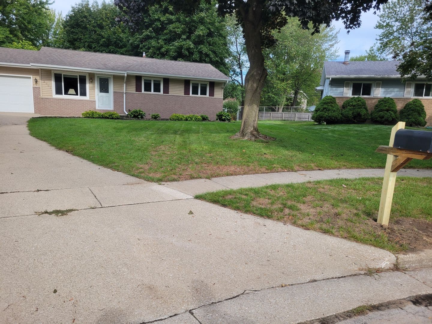 Midland House: 2901 Darby Court
