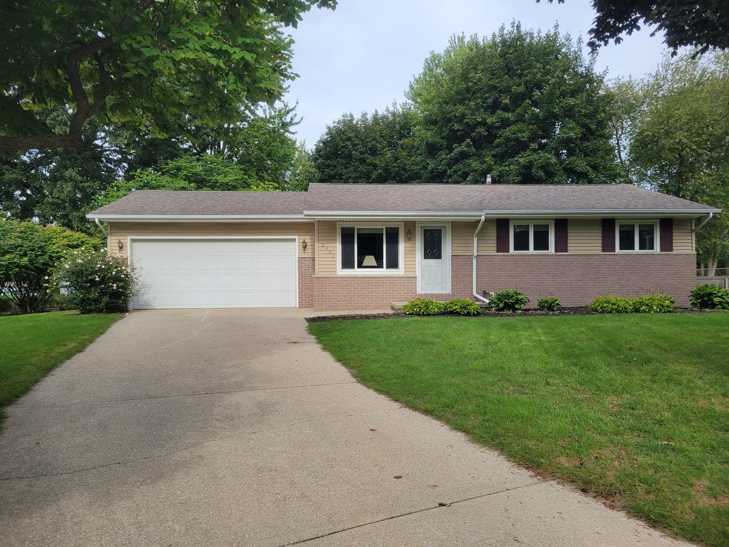 Midland House: 2901 Darby Court