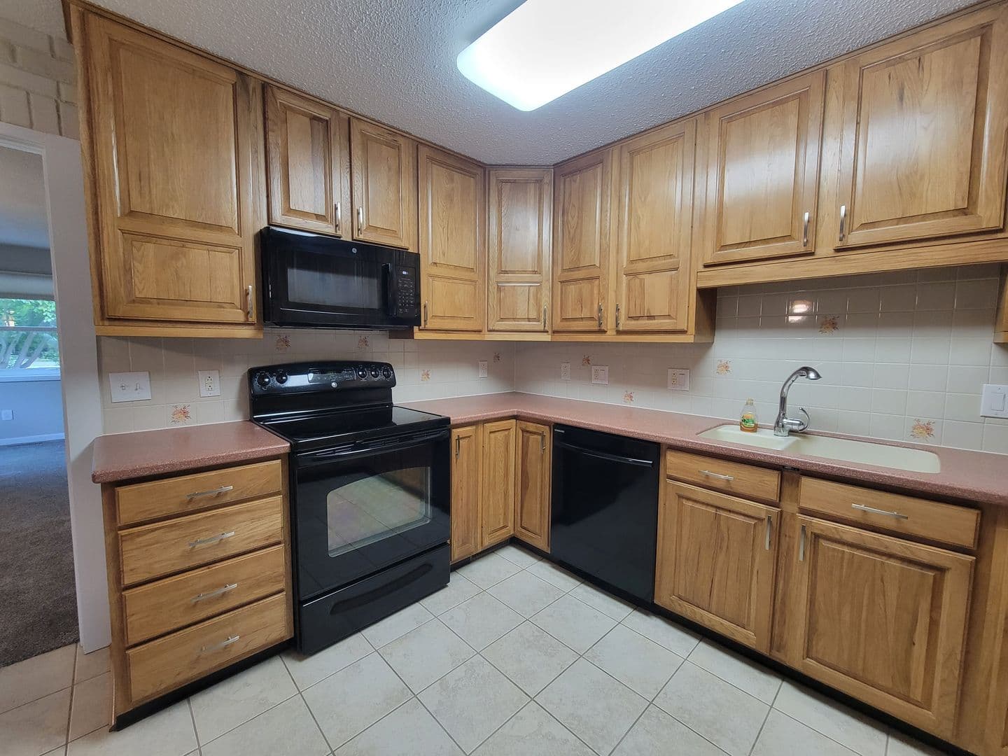 Midland House: 2901 Darby Court